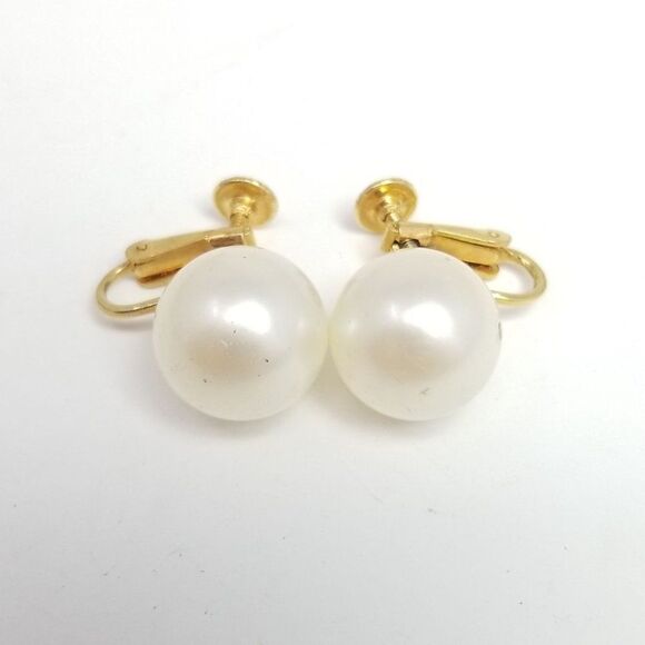 Vintage Richelle Fauc Pearl Clip On Earrings, Classic Timeless Design, Estate - Picture 2 of 6